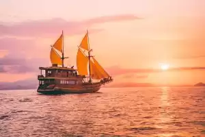 Sewa Kapal Nk Jaya Liveaboard Sewa Kapal Nk Jaya Liveaboard